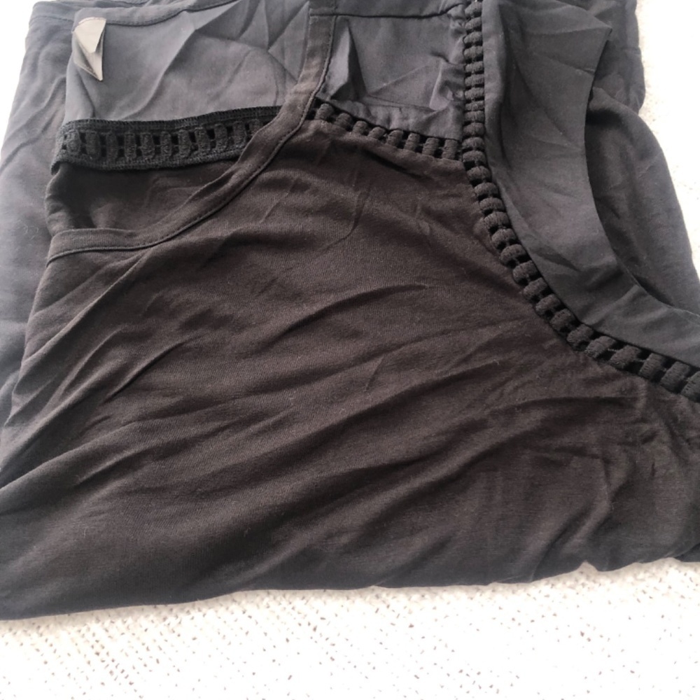 Revolution by Ricki’s exl gray teeshirt with white laces embellishments - Picture 6 of 7